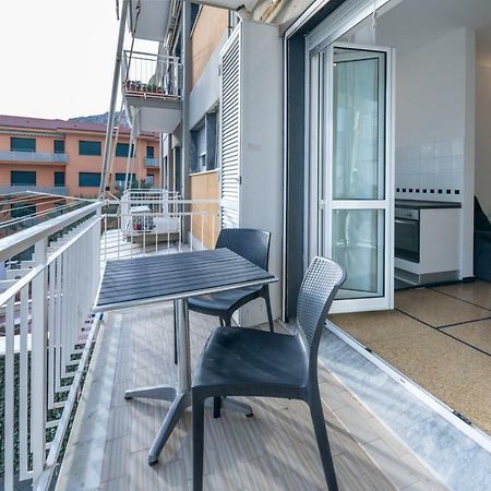 Finalmarina Centro 2 Apartment Finale Ligure Exterior foto